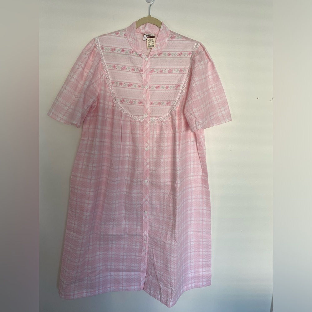 Vintage NWT Appel Robe House Coat L Pink Gingham Floral Granny Core Cottage Core